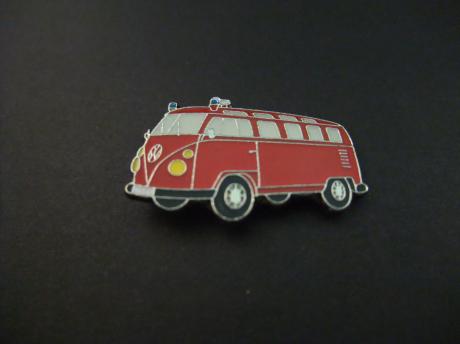 VW Volkswagen T1 spijlbus rood met zwaailichten